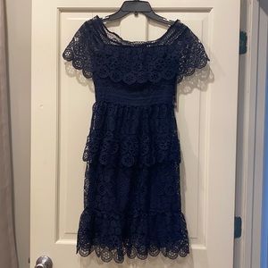 Gianni Bini Navy Natalie lace ruffle cap sleeve tiered dress size 0 NWT